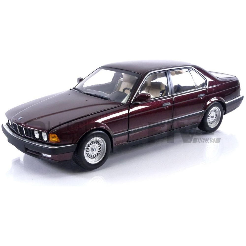 MINICHAMPS 1/18 – BMW 730i (E32) – 1986 – Little Bolide