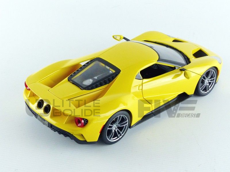 2017 Ford GT Yellow 1/18 Diecast Model Car by Maisto