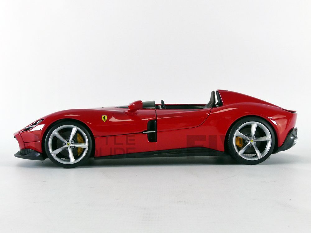 4€02 sur Voiture Bburago Ferrari Monza SP 1:18 - Voiture - Achat & prix