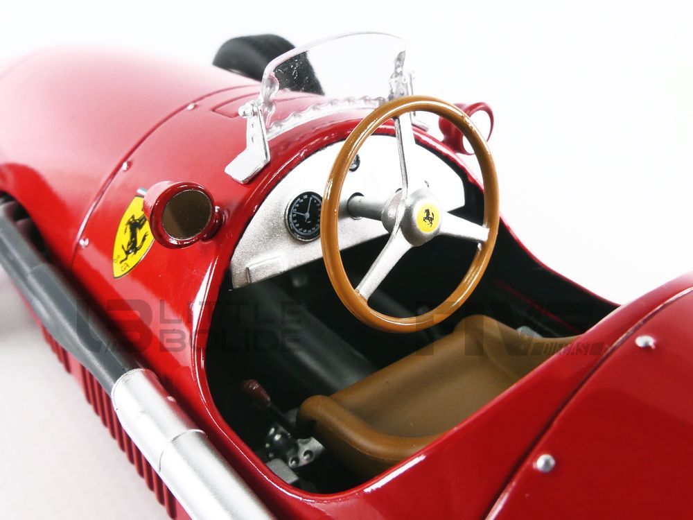 新しい 500 Ferrari 1/18 CMR F2 Hawthorn フェラーリ 1953 Britain