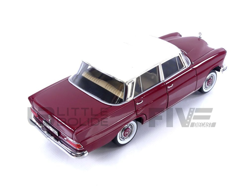 Mercedes-Benz 200 Universal Cream - 1966. Diecast model car in 1/18 scale  manufactured by Norev (ref. NOR-183709, also 3551091837091 and 183709)
