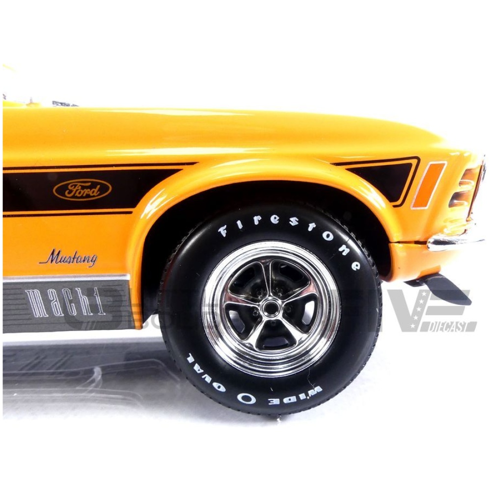 Maisto 1:18 Special Edition 1970 Ford Mustang Mach 1, Orange, 1:18 Scale