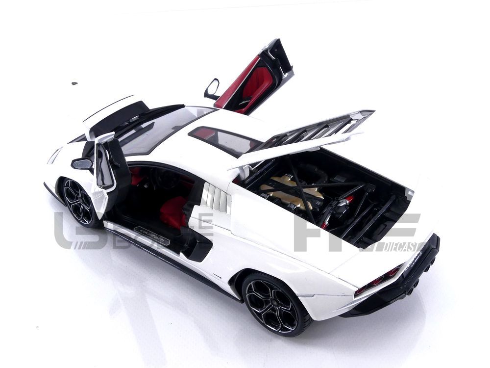 1/18 Maisto Lamborghini Countach 800 : r/Diecast