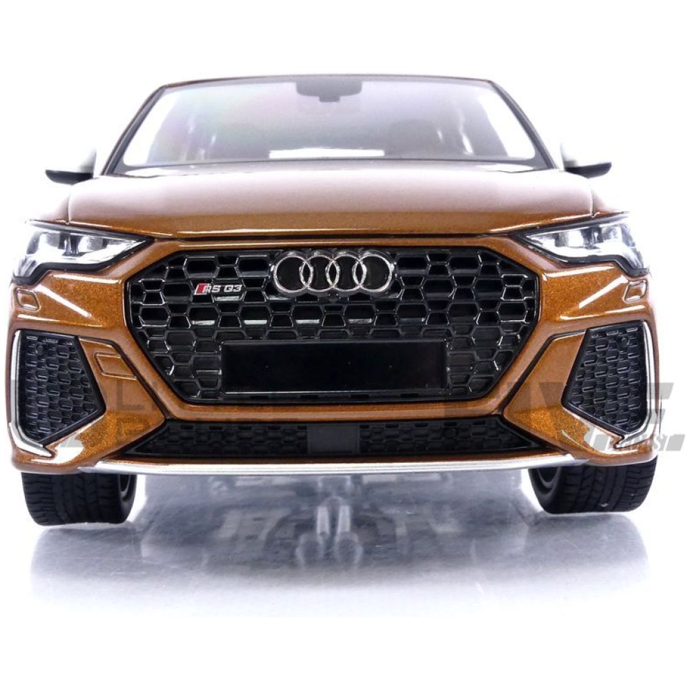 155018104 – MINICHAMPS 1/18 - AUDI RSQ3 - 2019 - Five Diecast