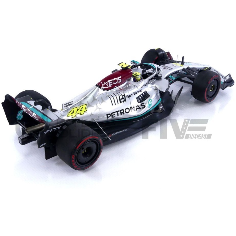Cette miniature de la Mercedes-AMG F1 W13 E Performance a tout