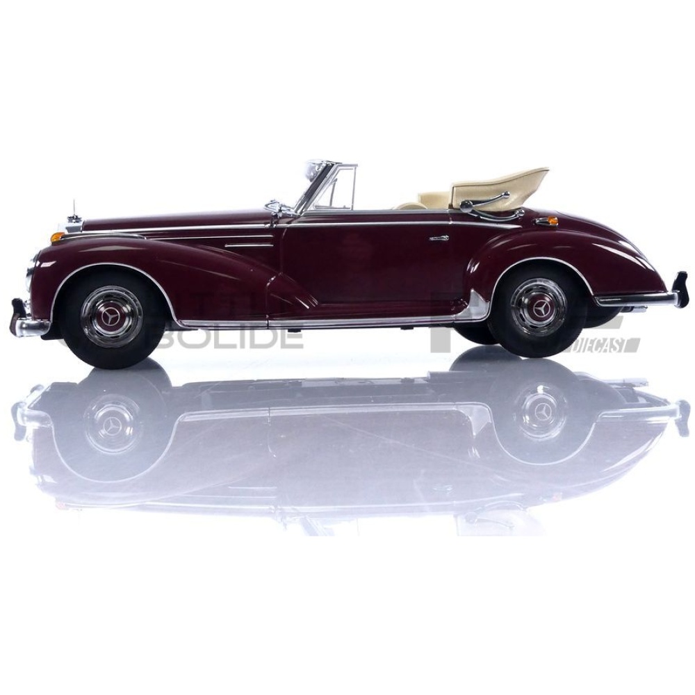 KK SCALE MODELS 1/18 - MERCEDES-BENZ 300 SC W188 Cabrio - 1957