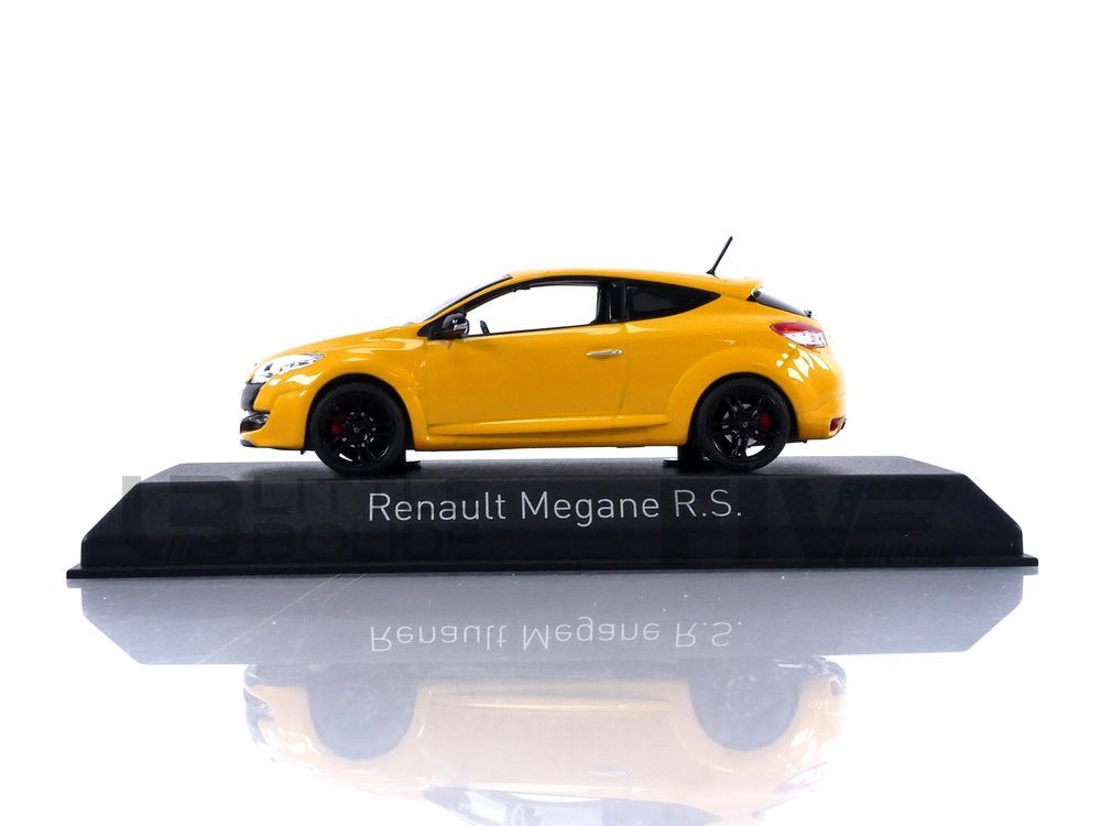 Marketplace - Renault Megane 2020 Blanc - Norev - 1:43