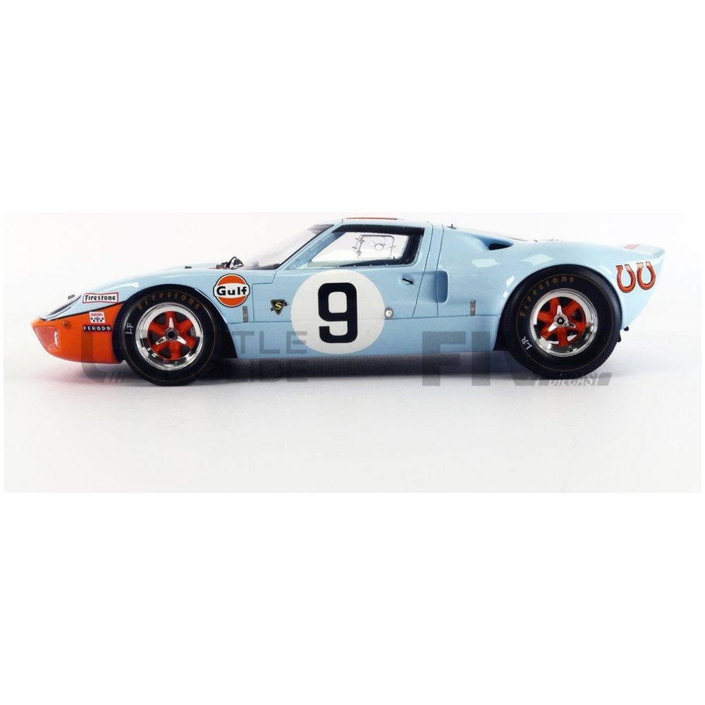 SPARK 1/18 – FORD GT 40 MK I – Winner Le Mans 1968 - Five Diecast