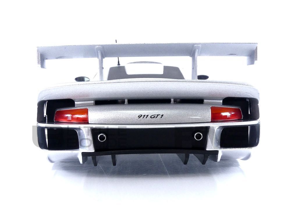 WERK 83 1/18 – PORSCHE 911 GT1 Street Version – 1997 - Five Diecast