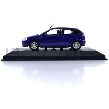 940087000 – MAXICHAMPS 1/43 - FORD Focus 2-Door - 1998 - Five Diecast