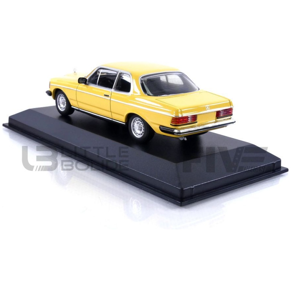 940032222 – MAXICHAMPS 1/43 - MERCEDES-BENZ 230CE - 1976 - Five