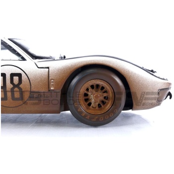 shelby collectibles 18 ford gt 40 mk ii  winner daytona 1966  dirty version racing cars us racing