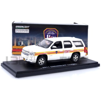 greenlight collectibles 43 chevrolet tahoe  official fire department city of new york road cars military and emergency