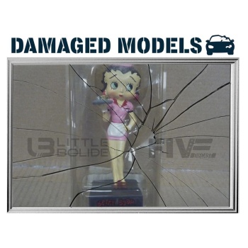damaged models 1 figurines betty boop  serveuse de restaurant accessories damaged models