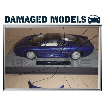 damaged models 18 jaguar xj 220  1992  top39b accessories damaged models