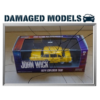 damaged models 43 checker motors marathon a11 nyc taxi  1974  86607 accessories damaged models