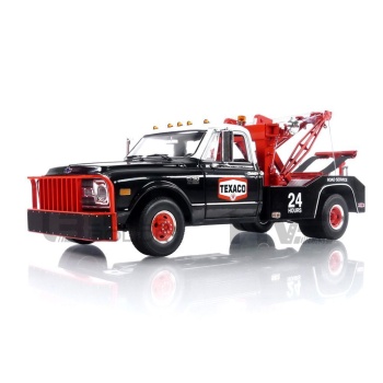 greenlight collectibles 18 chevrolet c30 dually wrecker texaco 24h road service  1969 road cars 4x4 and suv