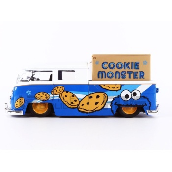 jada toys 24 volkswagen bus + cookie monster figure  1963  movie and music