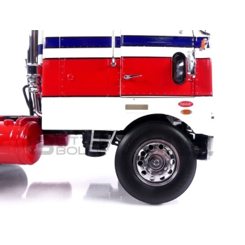 RK180153W – ROAD KINGS 1/18 - PETERBILT 352 Pacemaker - 1977