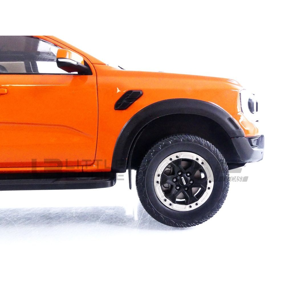 MCG 1/18 Ford Ranger Raptor 2023 Orange - Miniature Neuve, échelle 1:18