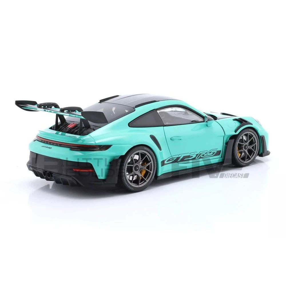110062026 – MINICHAMPS 1/18 - PORSCHE 911 GT3 RS Weissach Package