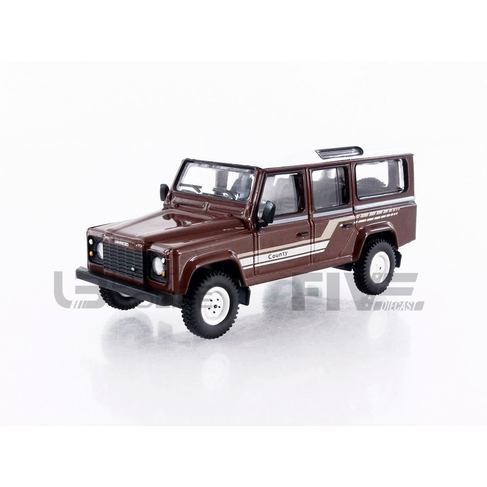MGT00734-L – MINI GT 1/64 - LAND ROVER Defender 110 County Station