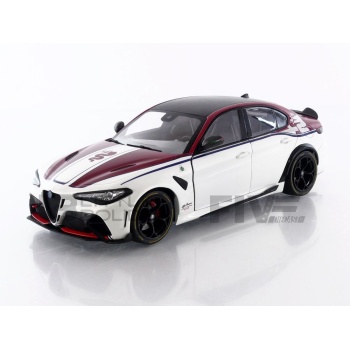 solido 18 alfaromeo giulia gtam  2023 road cars coupe