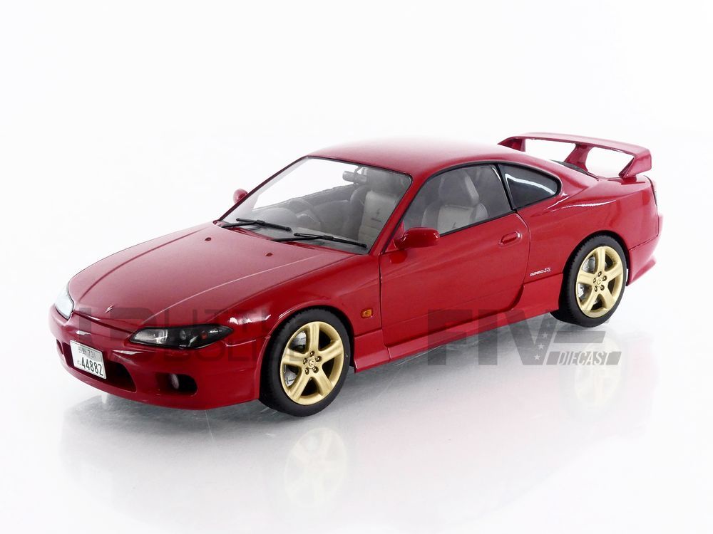KOVOVÉ a RESIN MODELY | Nissan Silvia S15 Spec-R Aero 1999 Bílá SOLIDO