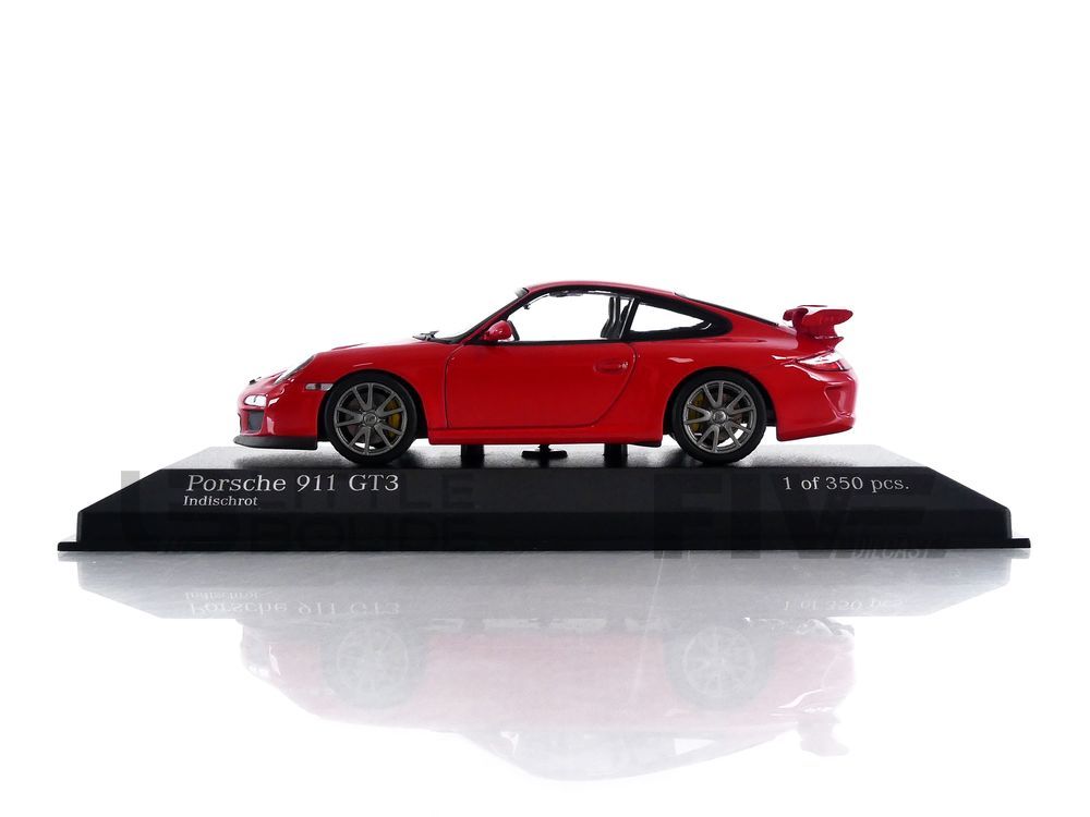 Minichamps 1:43 Porsche 911 (997 II) GT3 Test Nürburgring 2009 blu 400068025 modello auto 400068025 4012138778719