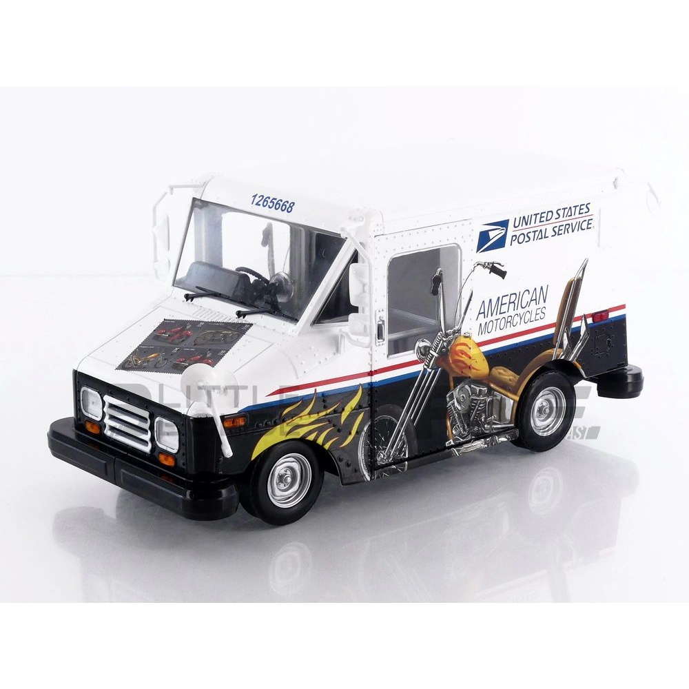 13643 – GREENLIGHT COLLECTIBLES 1/18 - GRUMMAN LLV - United States