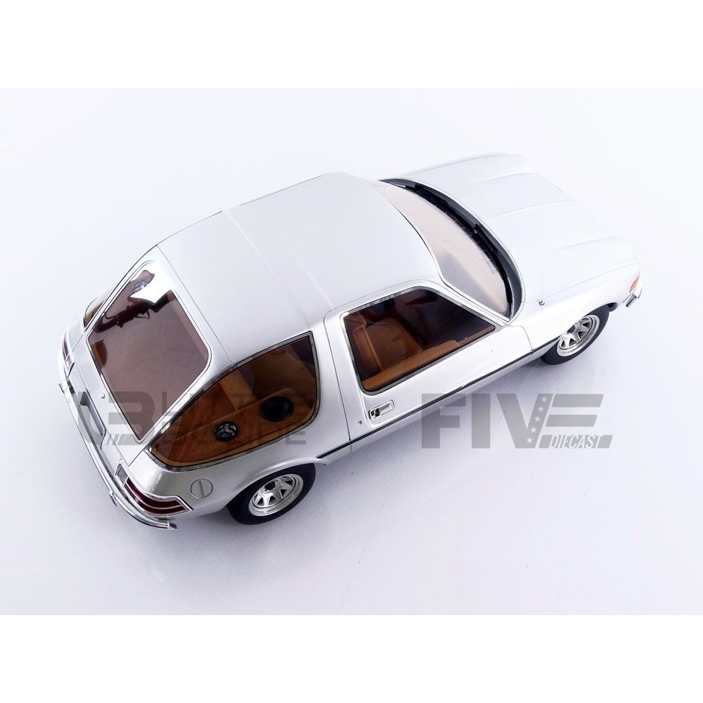 LS051C – LS COLLECTIBLES 1/18 - AMC Pacer - 1977 - Five Diecast
