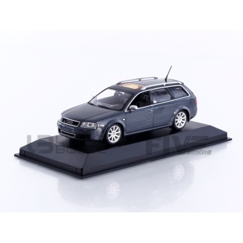 940011711 – MAXICHAMPS 1/43 - AUDI RS6 Avant - 2002 - Five Diecast