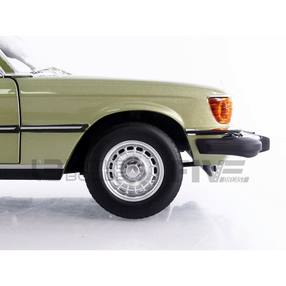 183975 – NOREV 1/18 - MERCEDES-BENZ 450 SEL US TV Version - 1979