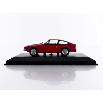 maxichamps 43 alfaromeo 1600 junior z (115)  1972  road cars coupe