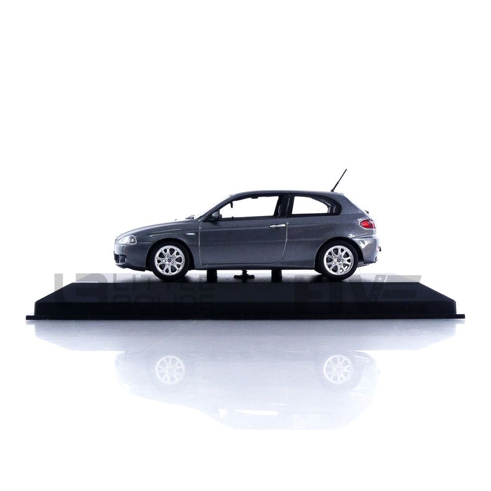 940120560 – MAXICHAMPS 1/43 - ALFA-ROMEO 147 - 2005 - Five Diecast