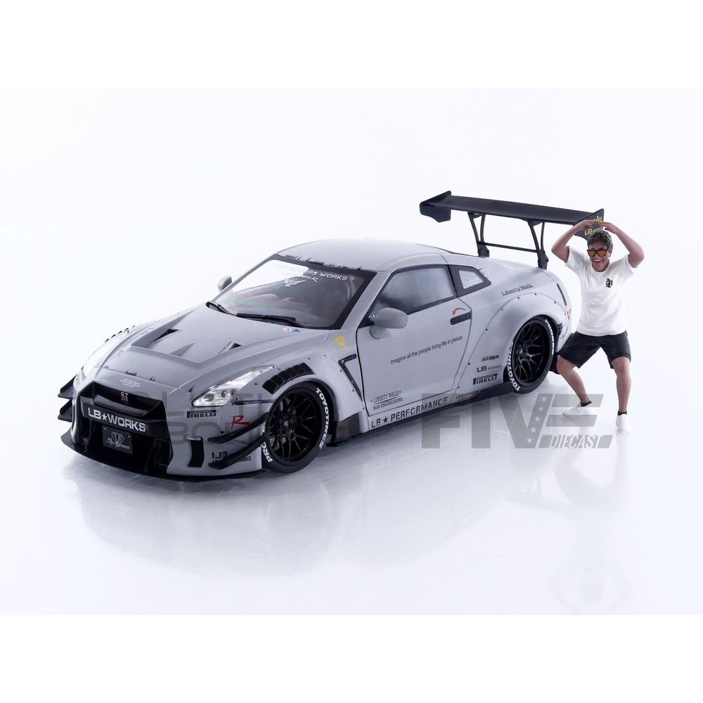S1805821 – SOLIDO 1/18 - NISSAN GT-R (R35) LWBK Type 2.0 with Kato