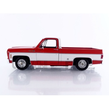 maisto 18 chevrolet c10 cheyenne super  1974 road cars 4x4 and suv