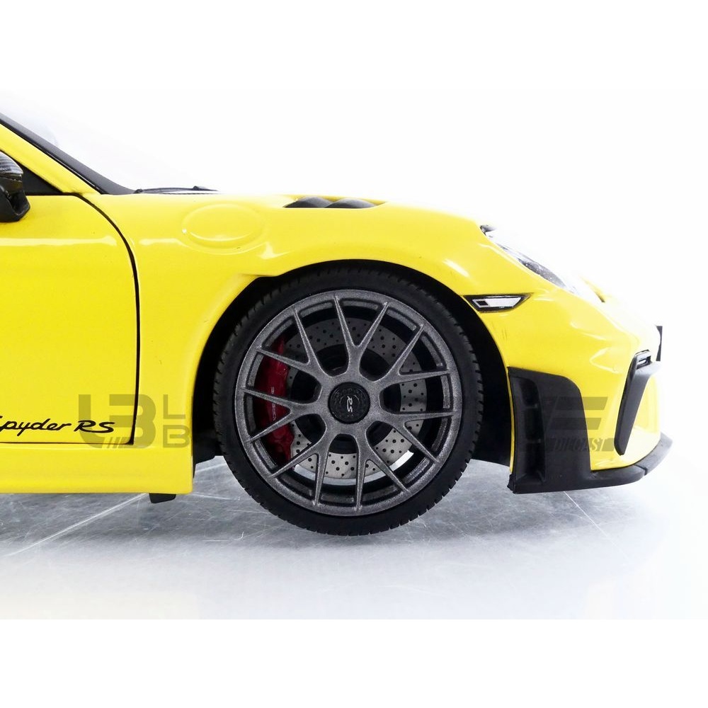 110063132 – MINICHAMPS 1/18 - PORSCHE Spyder RS Weissach Package