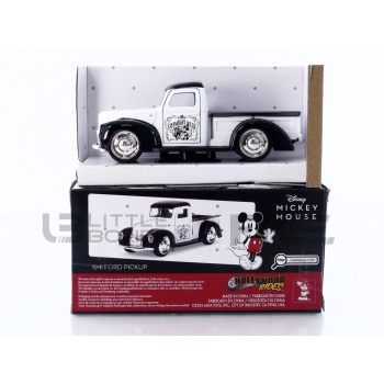 jada toys 32 ford pick up steamboat mickey mouse 1941 movie and music