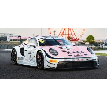 spark 18 porsche 911 gt3 r 1000km suzuka 2025 racing cars racing gt