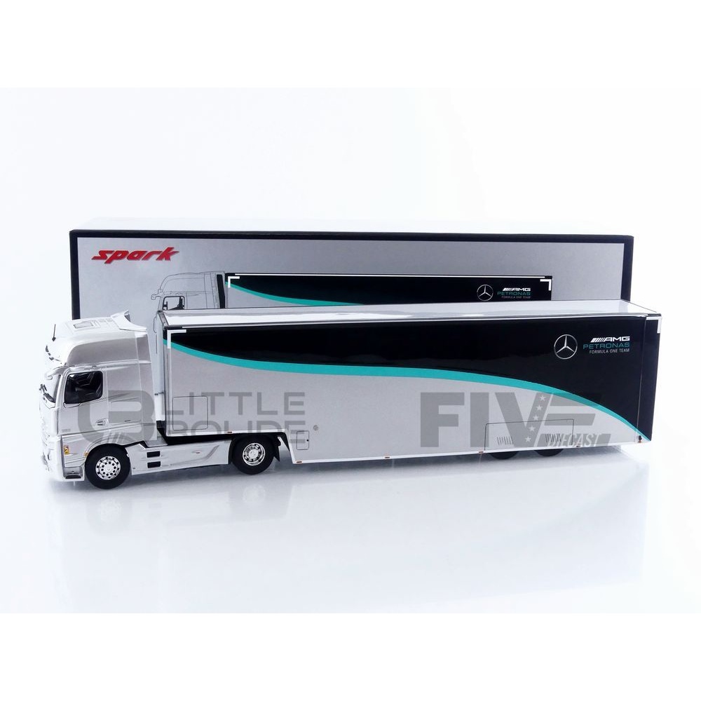 S8599 – SPARK 1/43 - MERCEDES-AMG Actros Truck Mercedes F1 Team