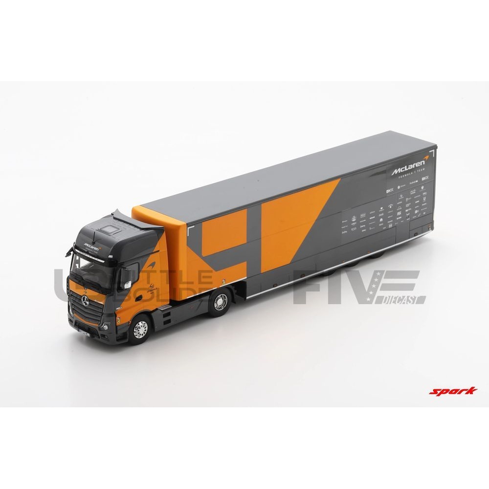 阪神タイガース Benz Actros トレーラー S8609 – SPARK 1/43 - MERCEDES-BENZ Actros Truck McLaren F1 Team