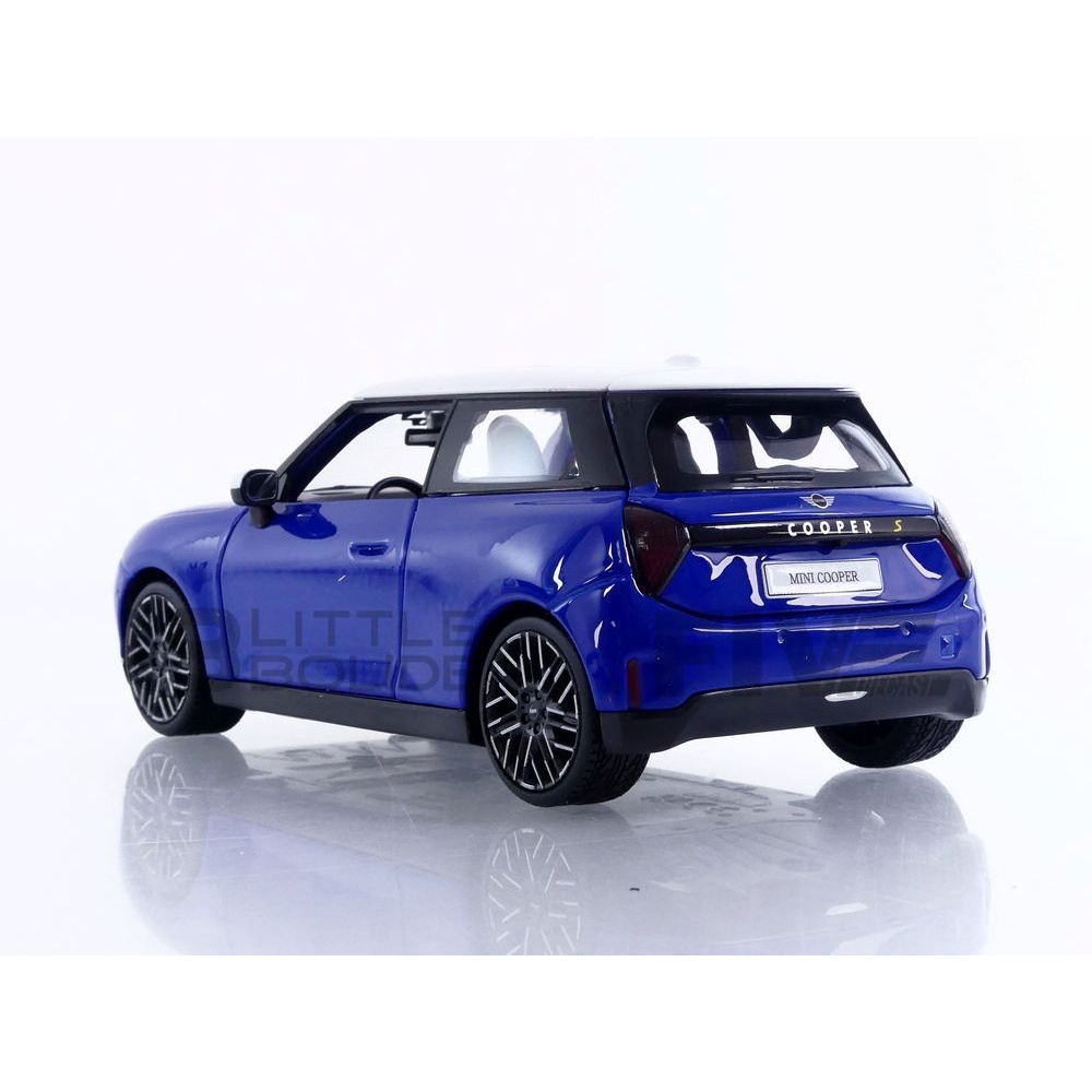 32926BL – MAISTO 1/24 - MINI Mini Cooper SE J01 - 2024 - Five Diecast