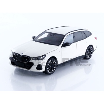 110023601 – MINICHAMPS 1/18 - BMW i5 M60 Touring - 2024 - Five Diecast