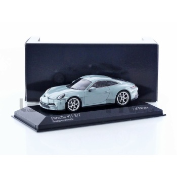 minichamps 43 porsche 911 (992) s/t 2023 road cars coupe