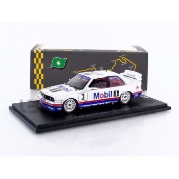 spark 43 bmw m3 (e30) macau guia race 1992 racing cars racing gt