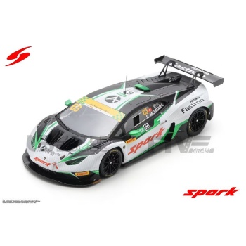 spark 18 lamborghini huracan gt3 evo 2 macau gt cup 2025 racing cars racing gt