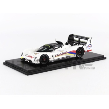 spark 43 peugeot 905 evo 1 bis  winner 24h le mans 1992 racing cars le mans