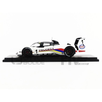 spark 43 peugeot 905 evo 1 bis  winner 24h le mans 1992 racing cars le mans