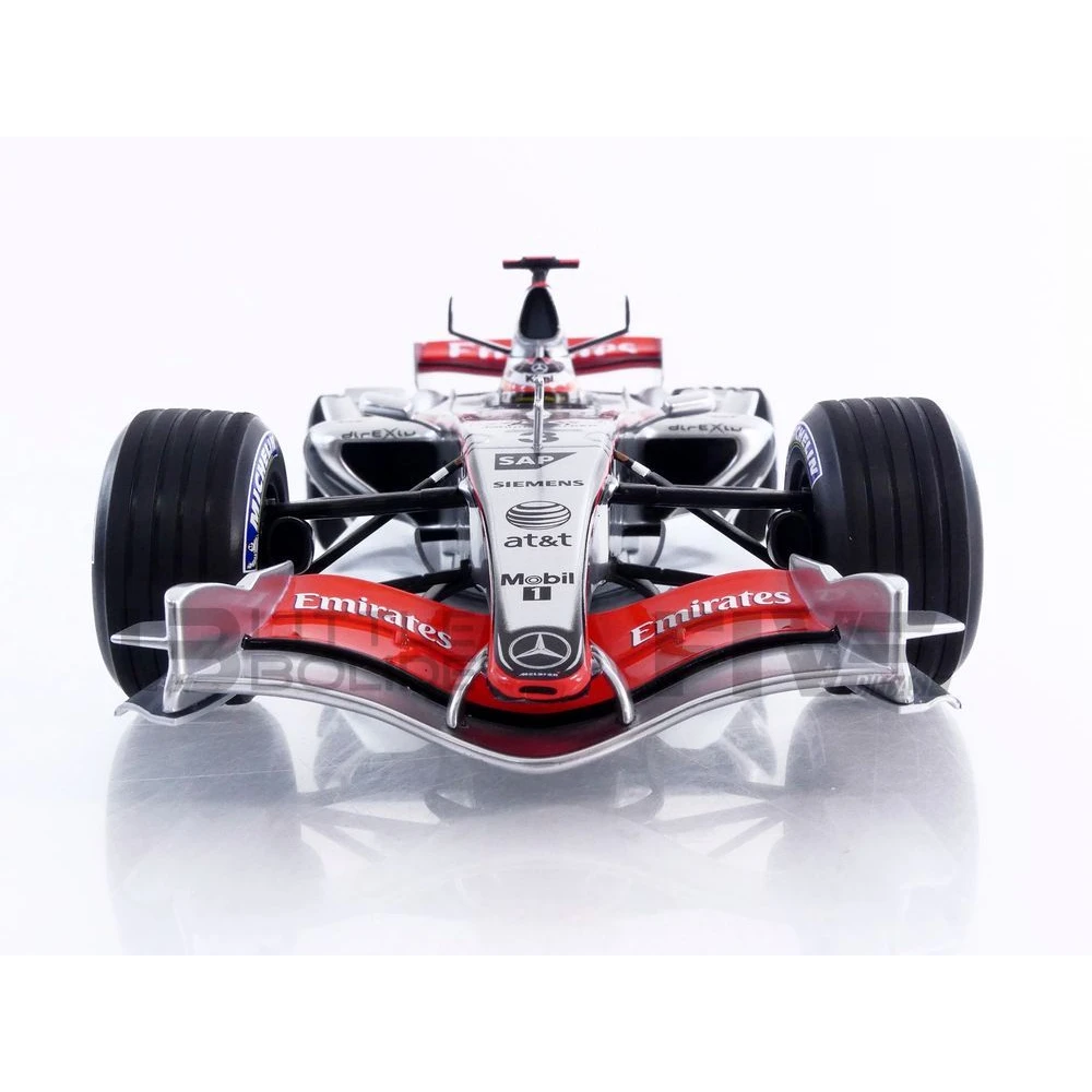Minichamps　mp4-21 ライコネン 530061803 – MINICHAMPS 1/18 - MCLAREN Mercedes MP4/21 - 2006 (K